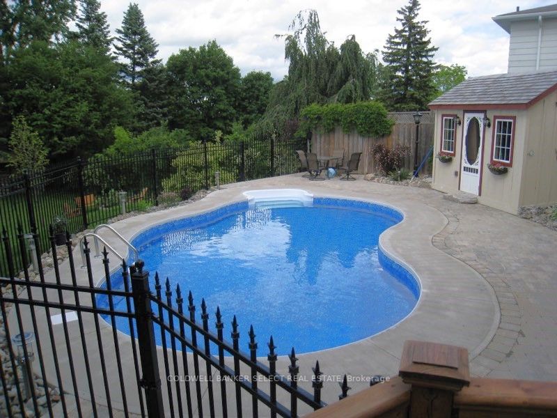 212 Bell Air Dr