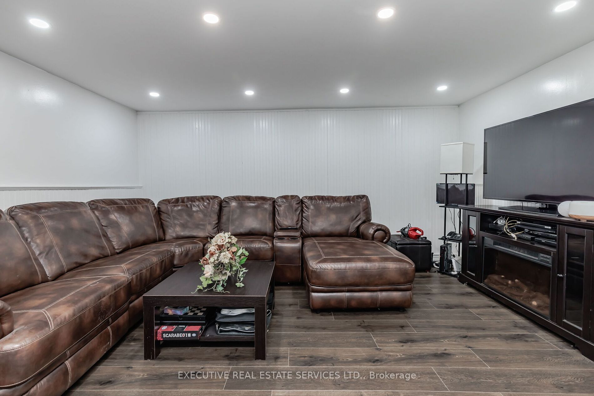 61 Jefferson Rd