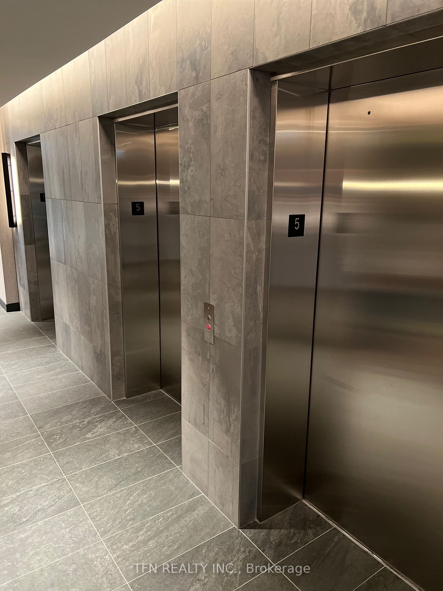 251 Manitoba St, #109