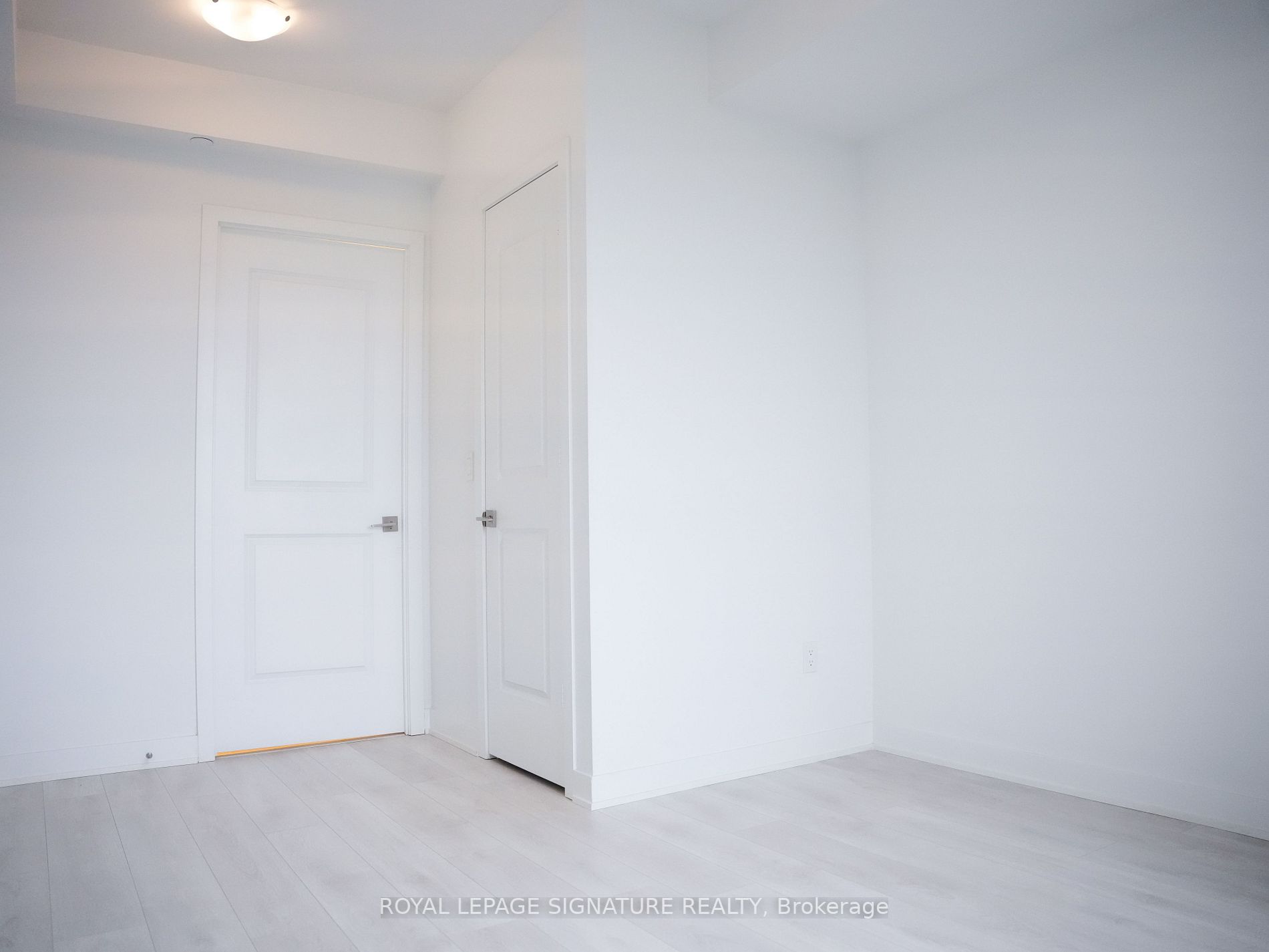 4655 Glen Erin Dr, #502