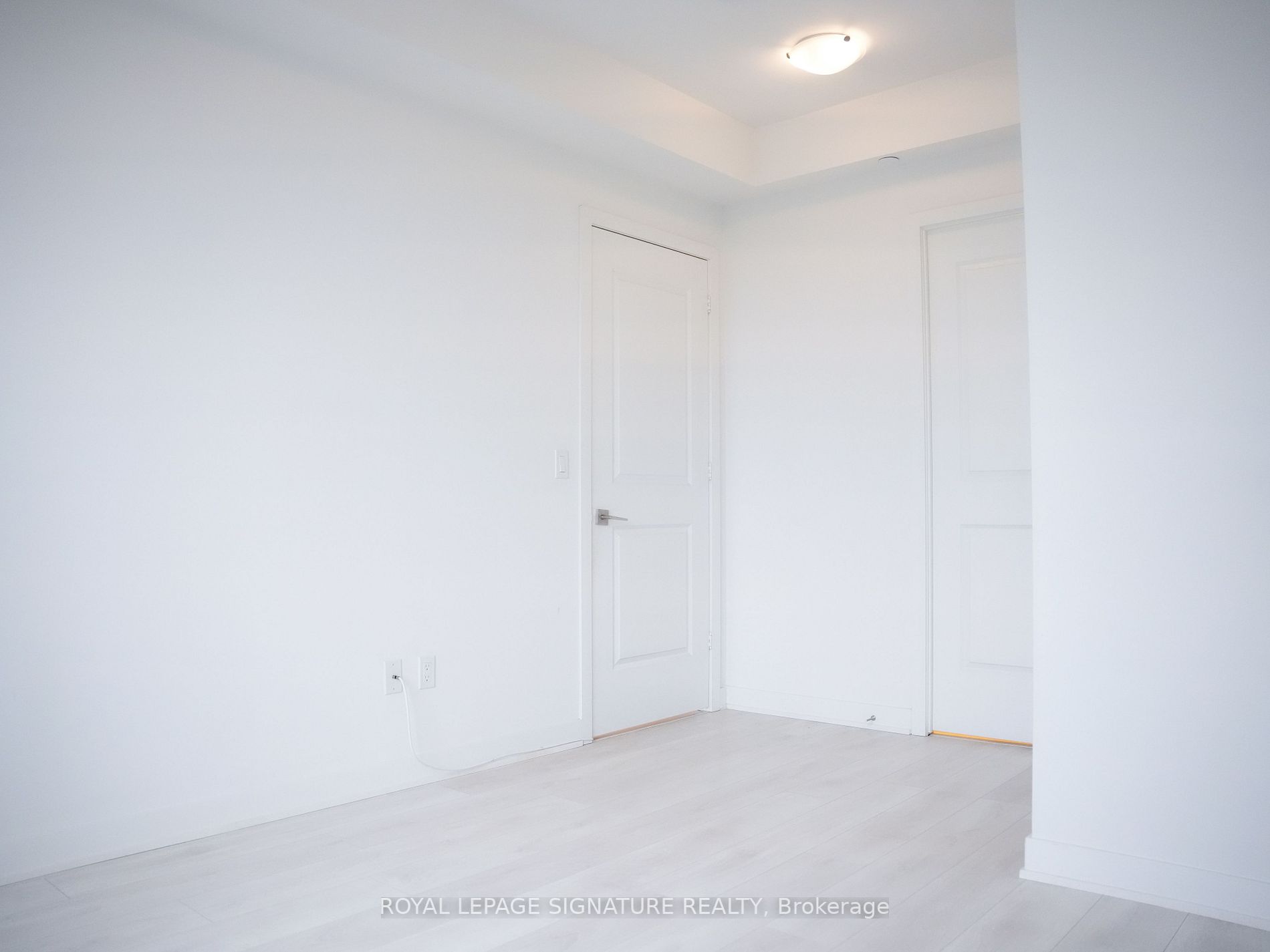 4655 Glen Erin Dr, #502