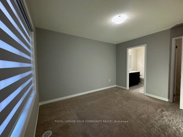 882 Ash Gate
