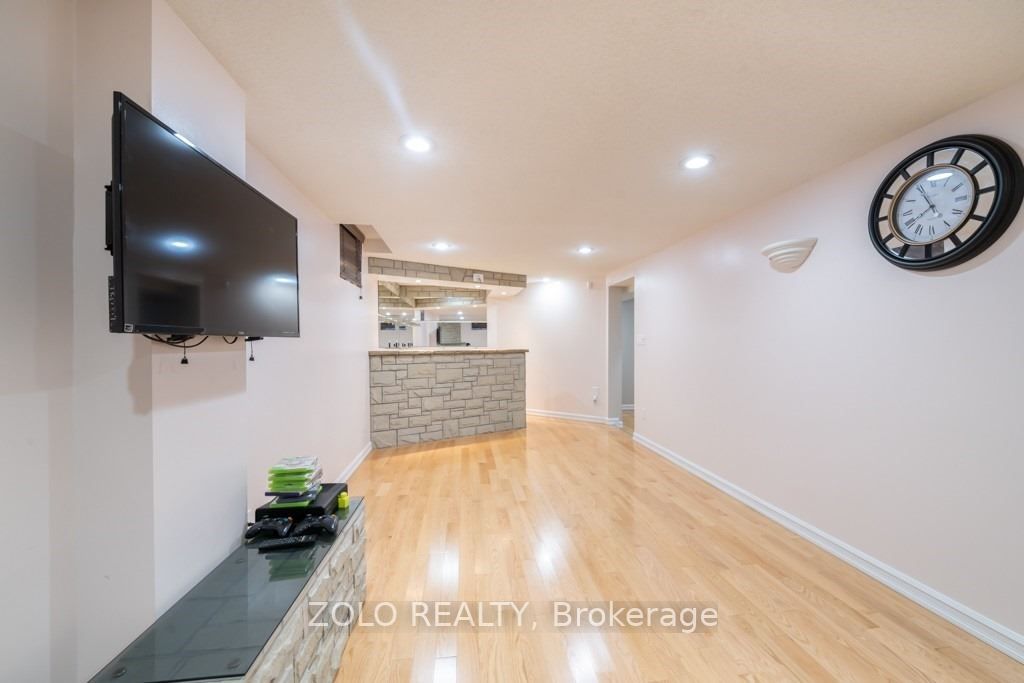 124 Macedonia Cres