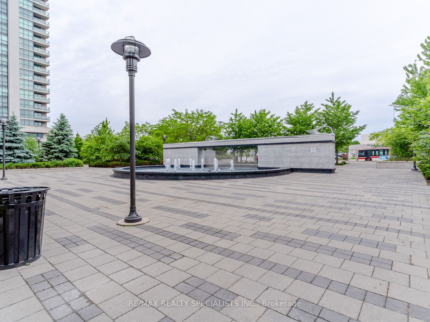 215 Sherway Garden Rd, #6