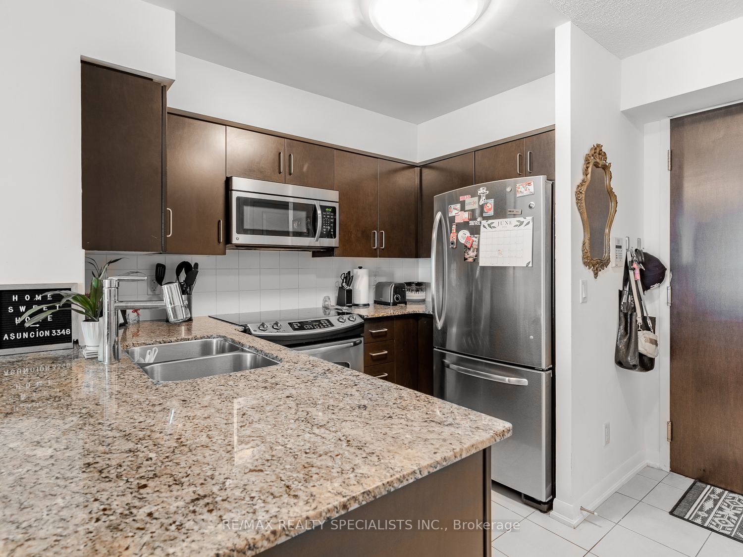 215 Sherway Garden Rd, #6