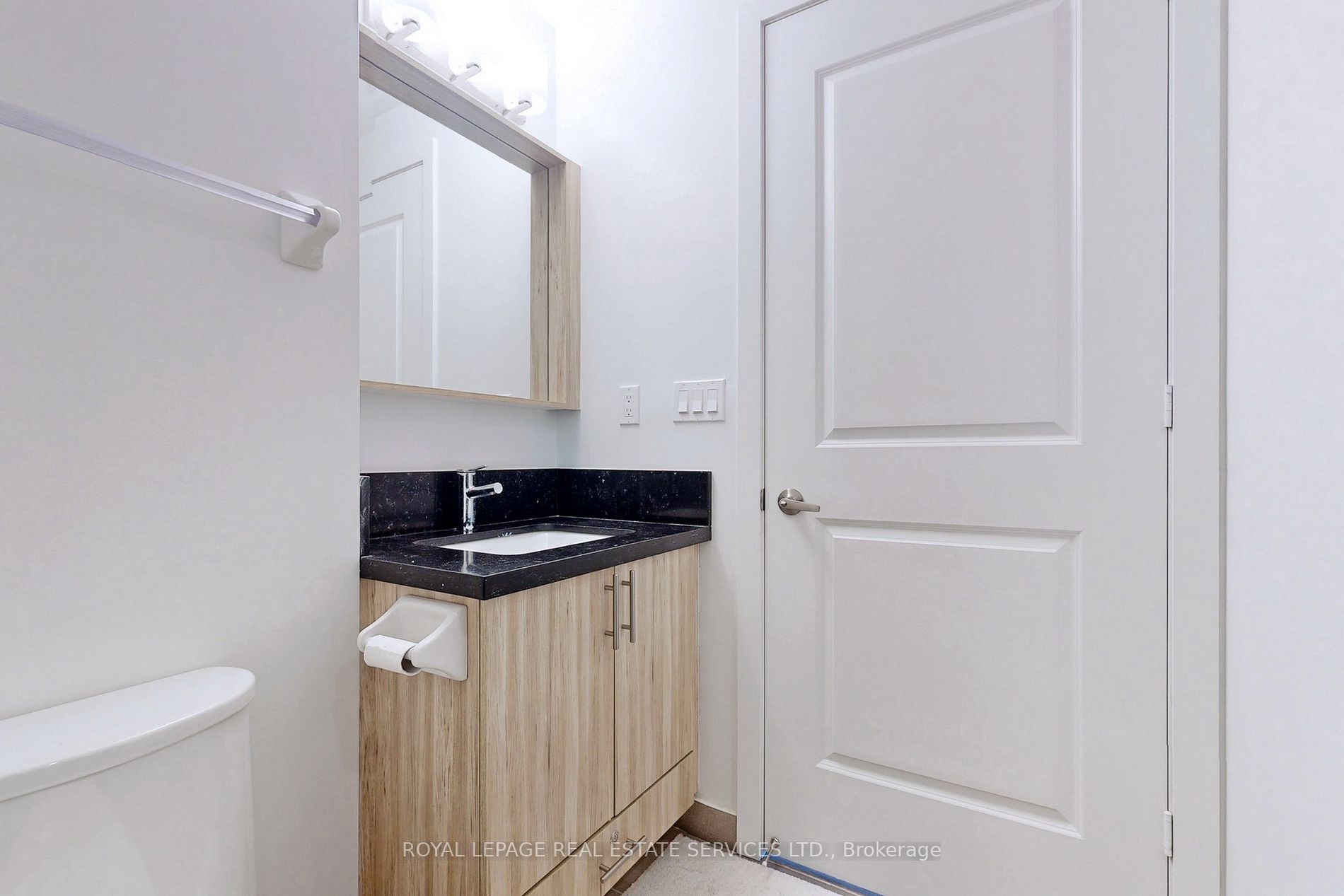 4677 Glen Erin Dr, #1709