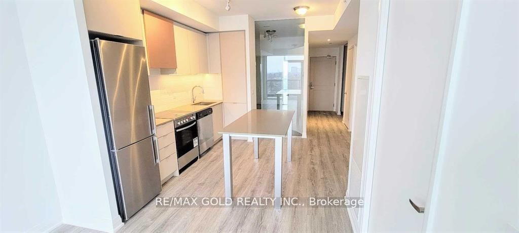 10 Gibbs Rd, #1011