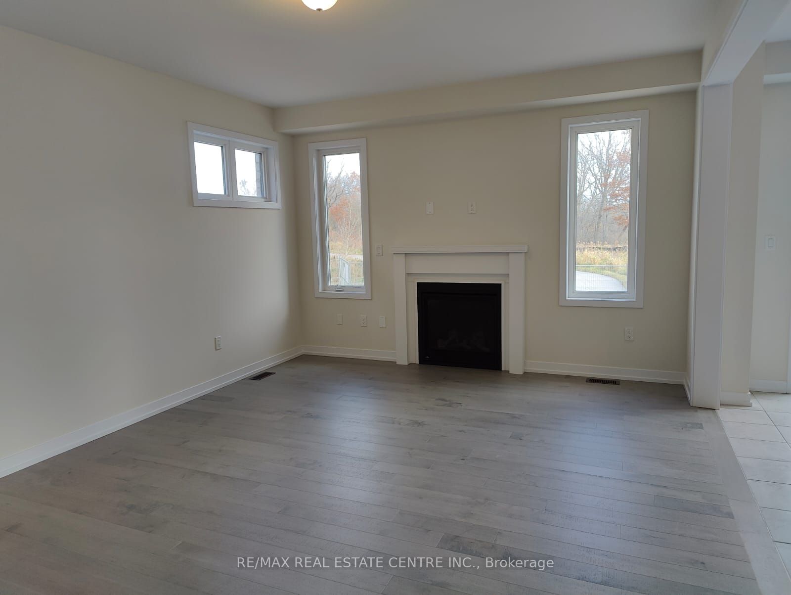 1535 Wellwood Terr