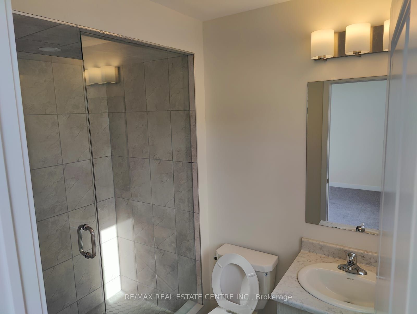 1535 Wellwood Terr