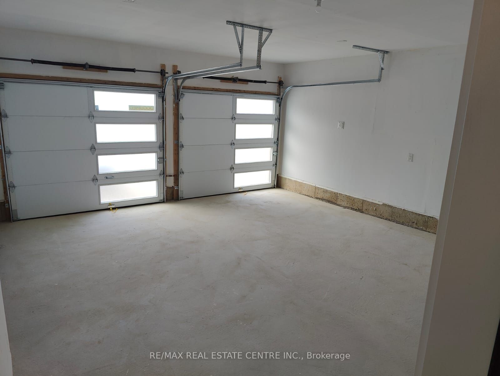 1535 Wellwood Terr