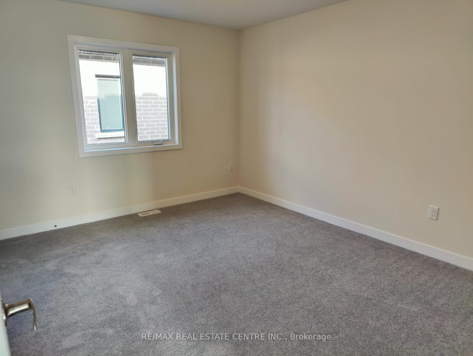 1535 Wellwood Terr
