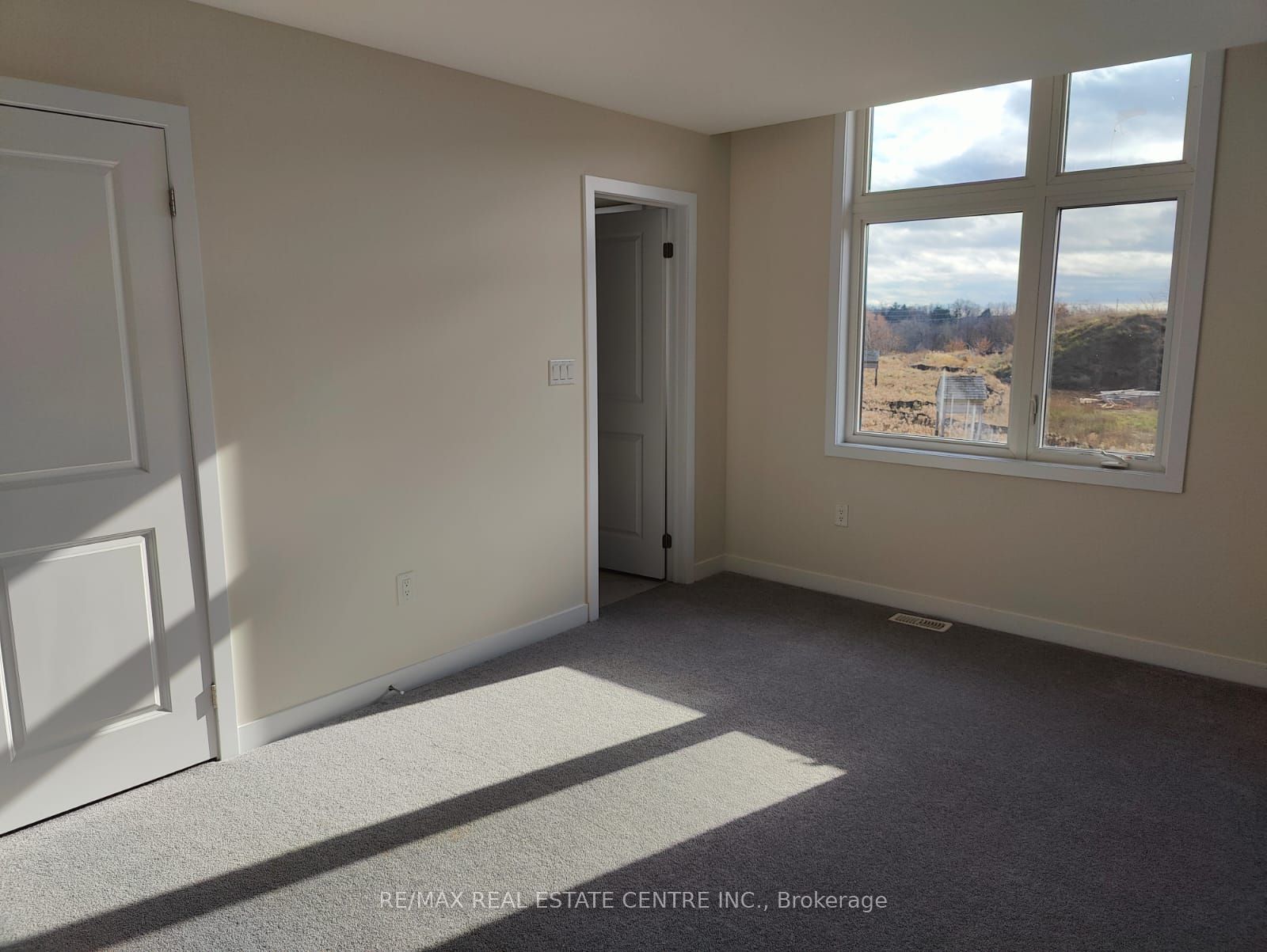 1535 Wellwood Terr