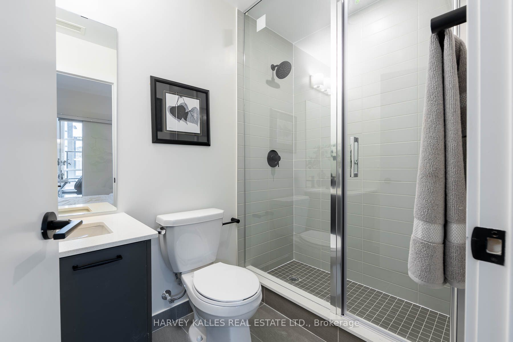 2300 St Clair Ave W, #114
