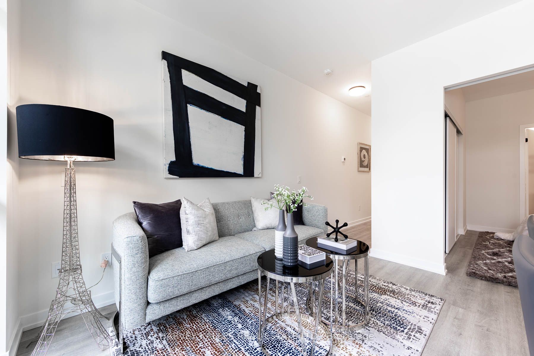 2300 St Clair Ave W, #114