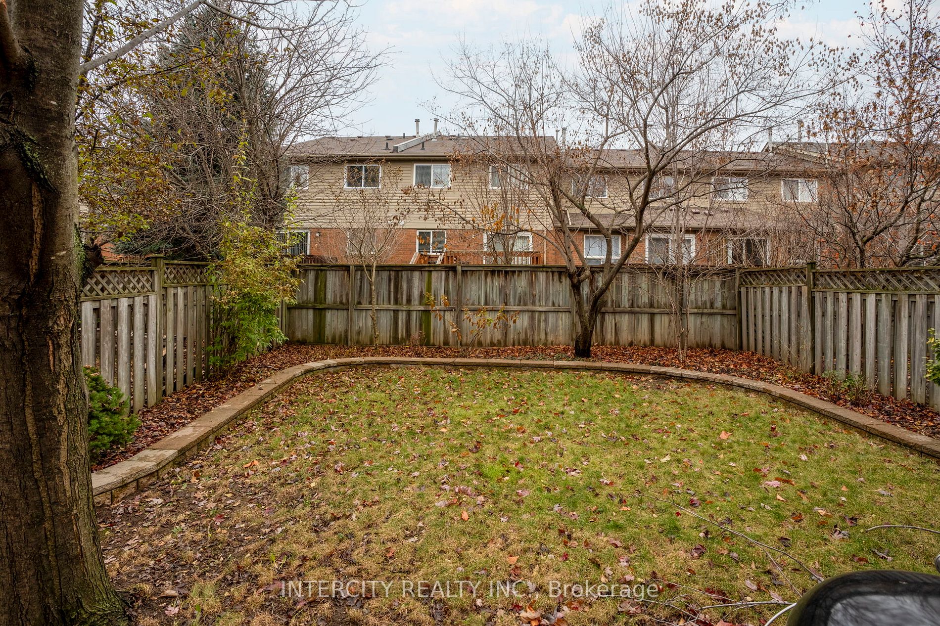 5578 Haddon Hall Rd
