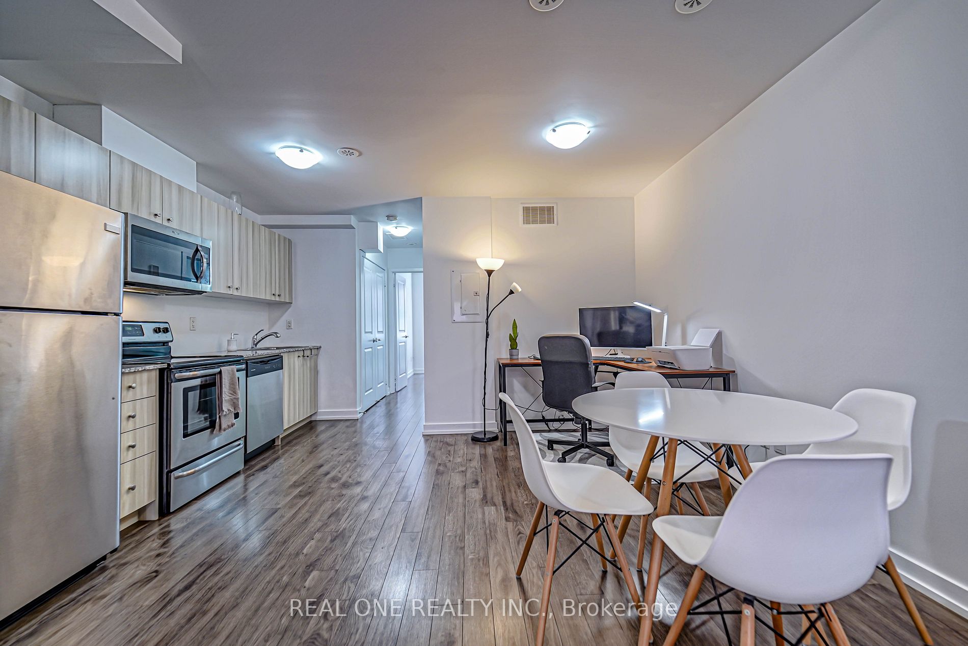 869 Wilson Ave, #44