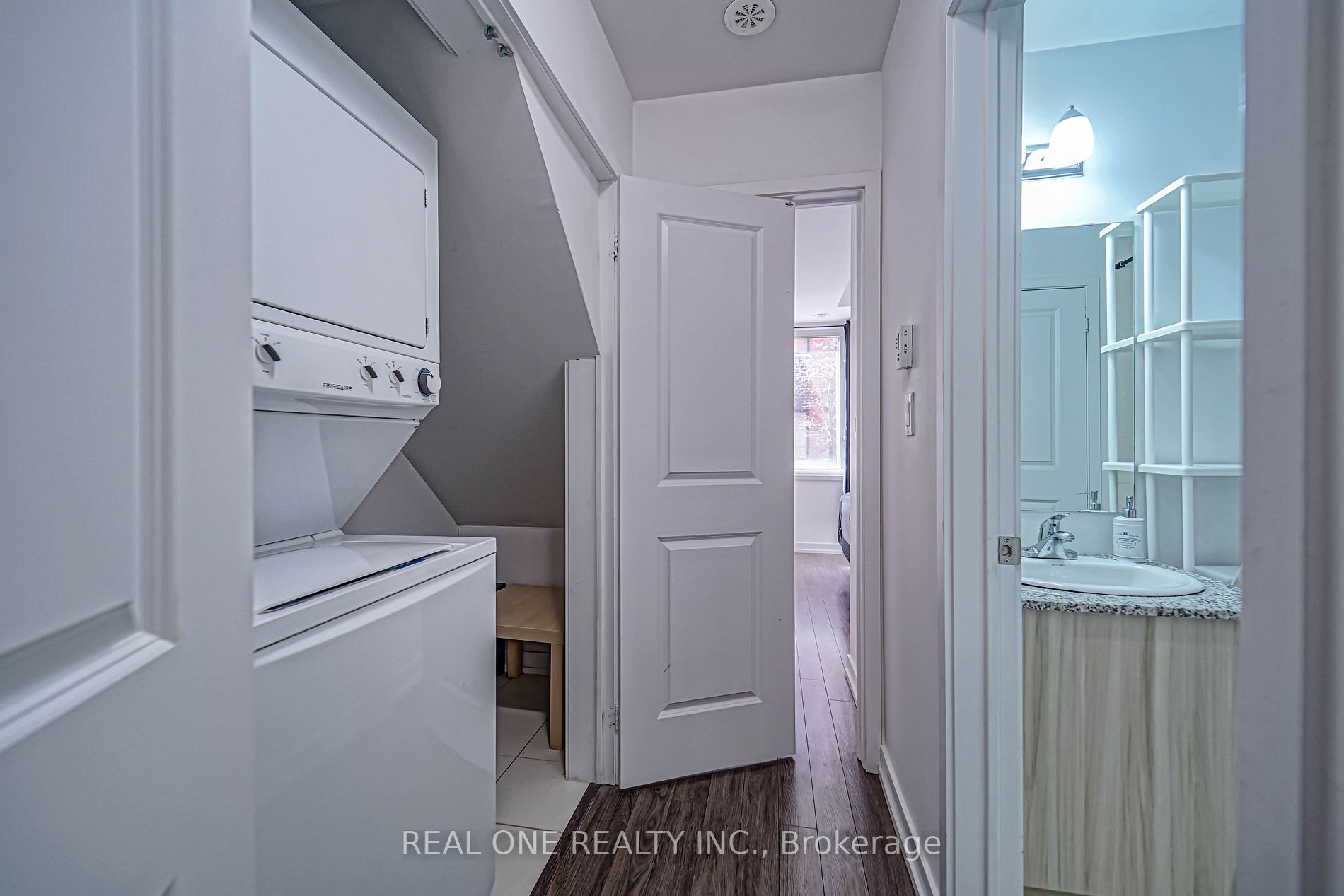 869 Wilson Ave, #44