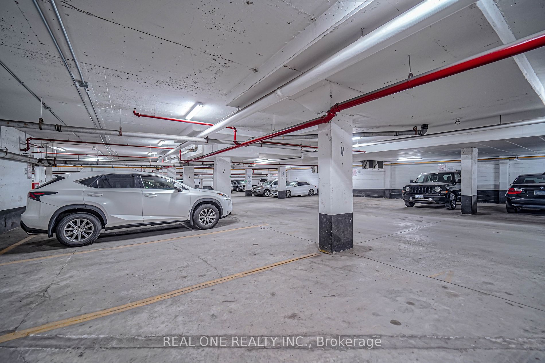 869 Wilson Ave, #44