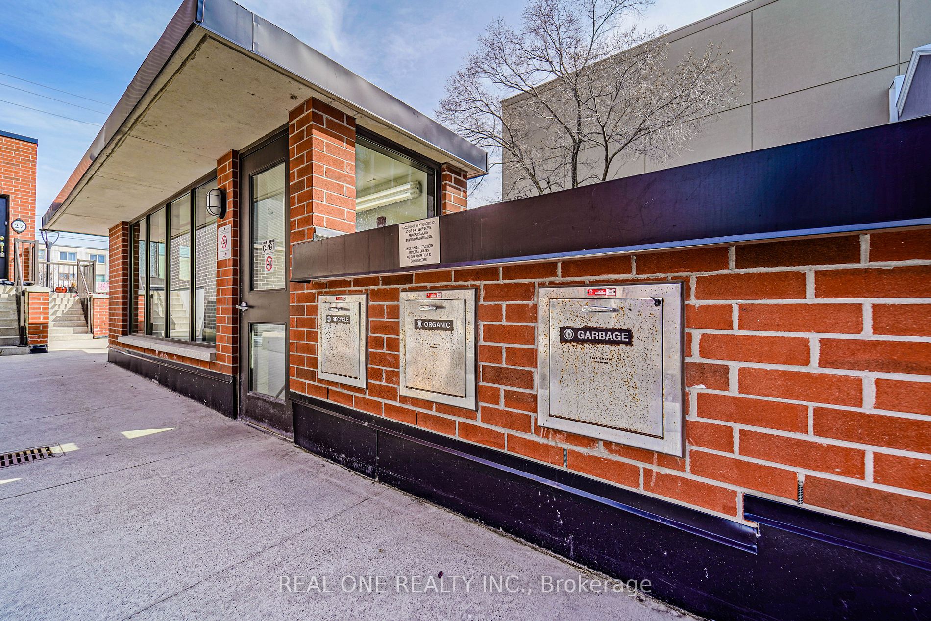 869 Wilson Ave, #44