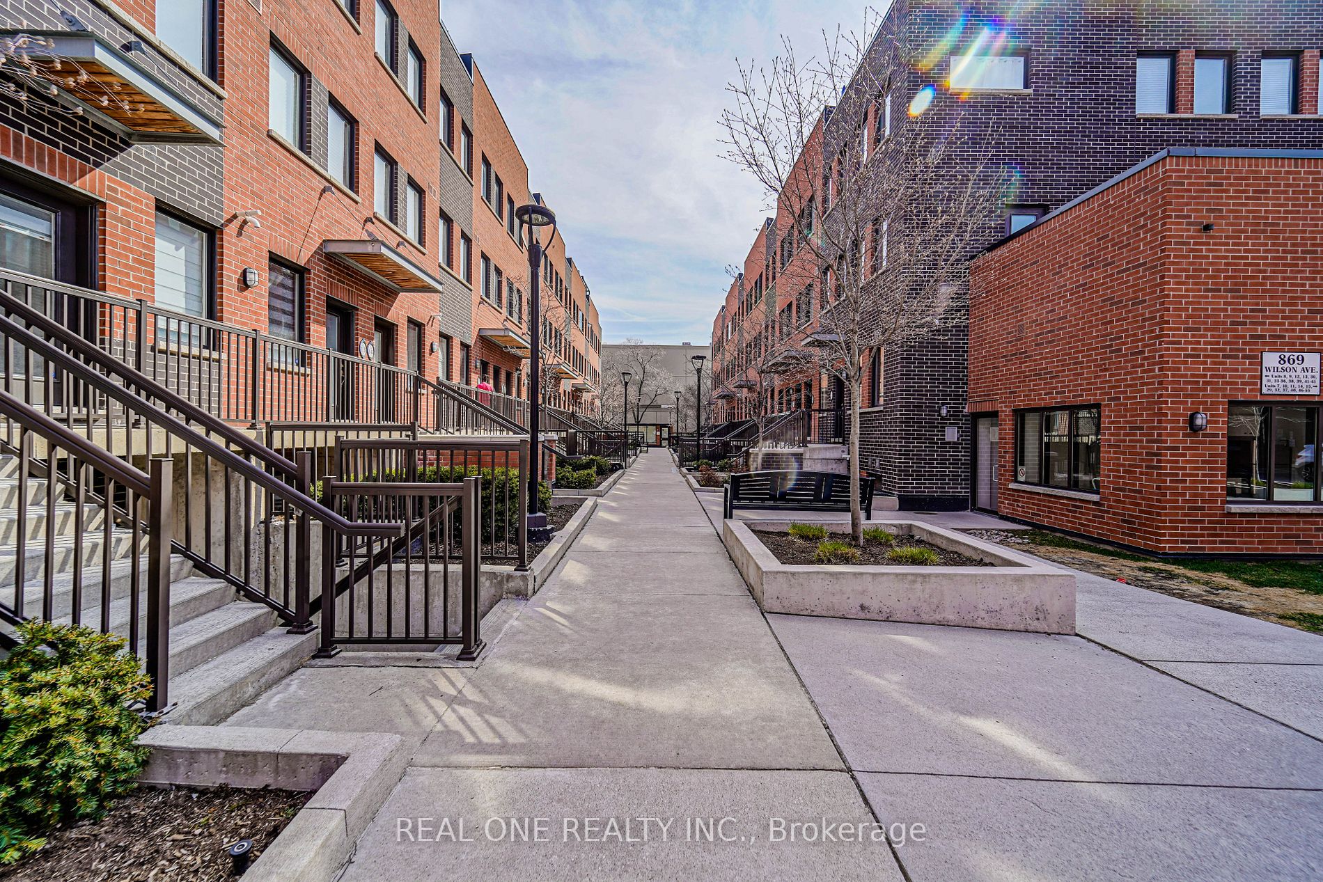 869 Wilson Ave, #44