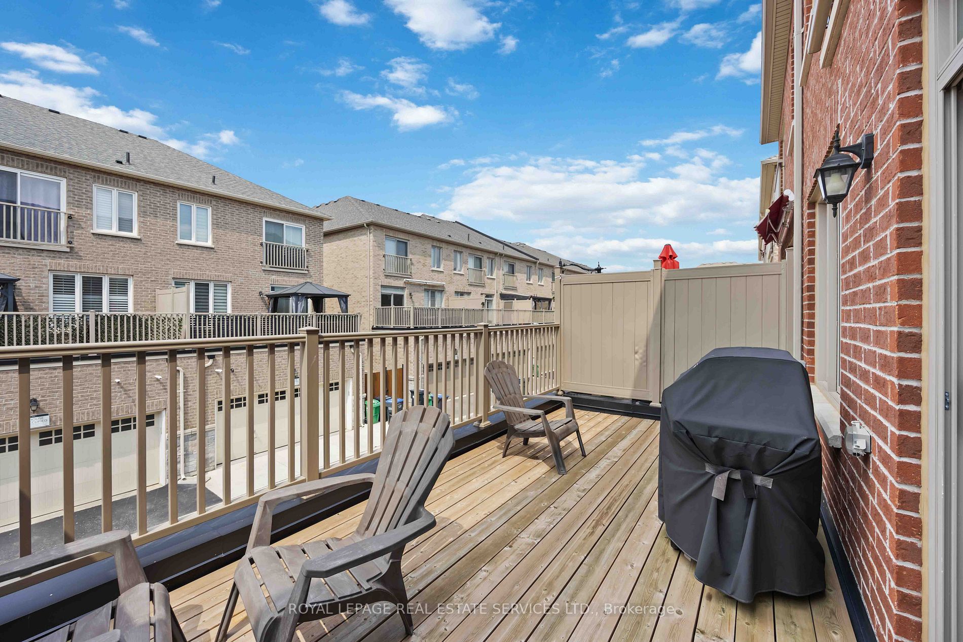 20 Brushwood Dr
