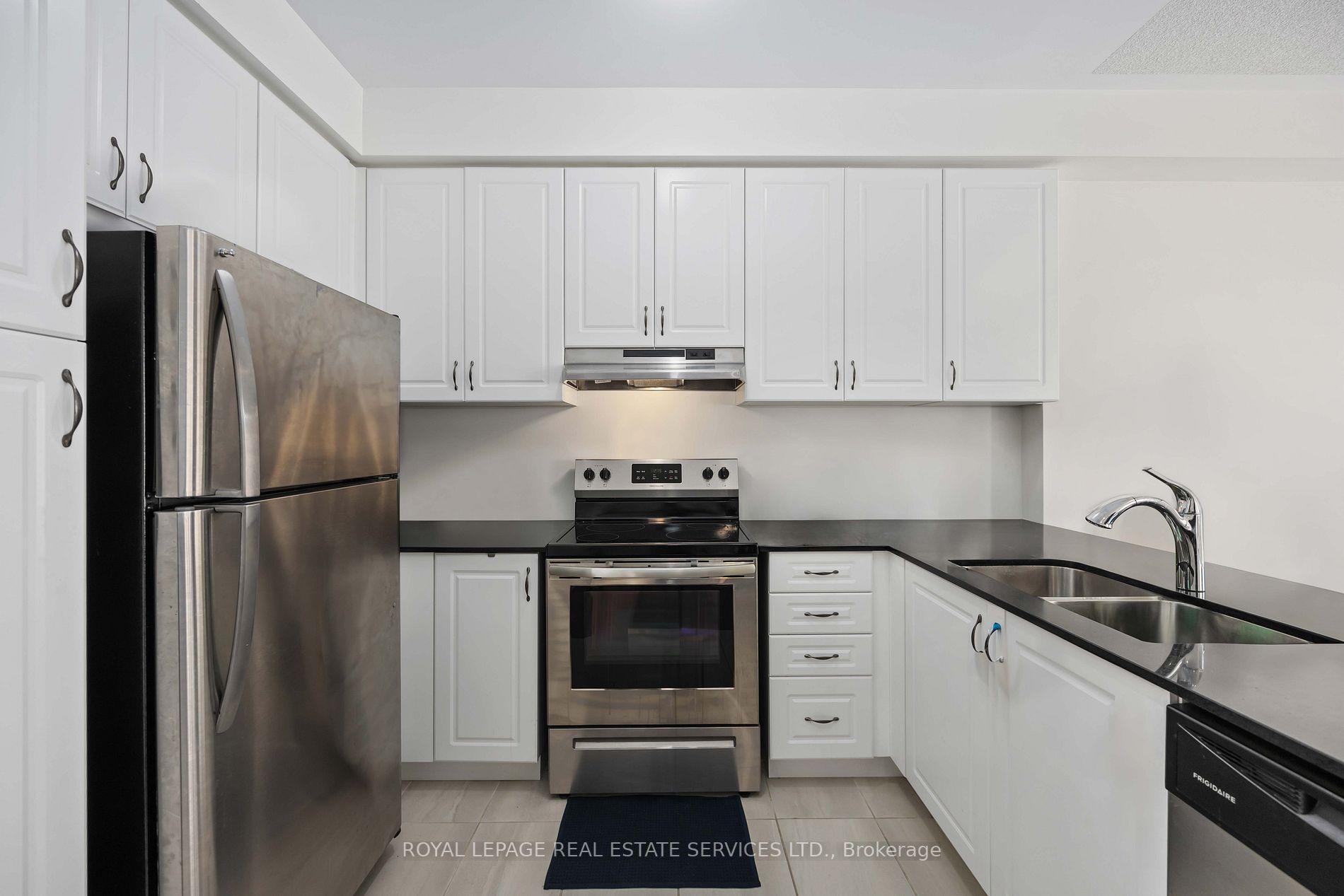 20 Brushwood Dr