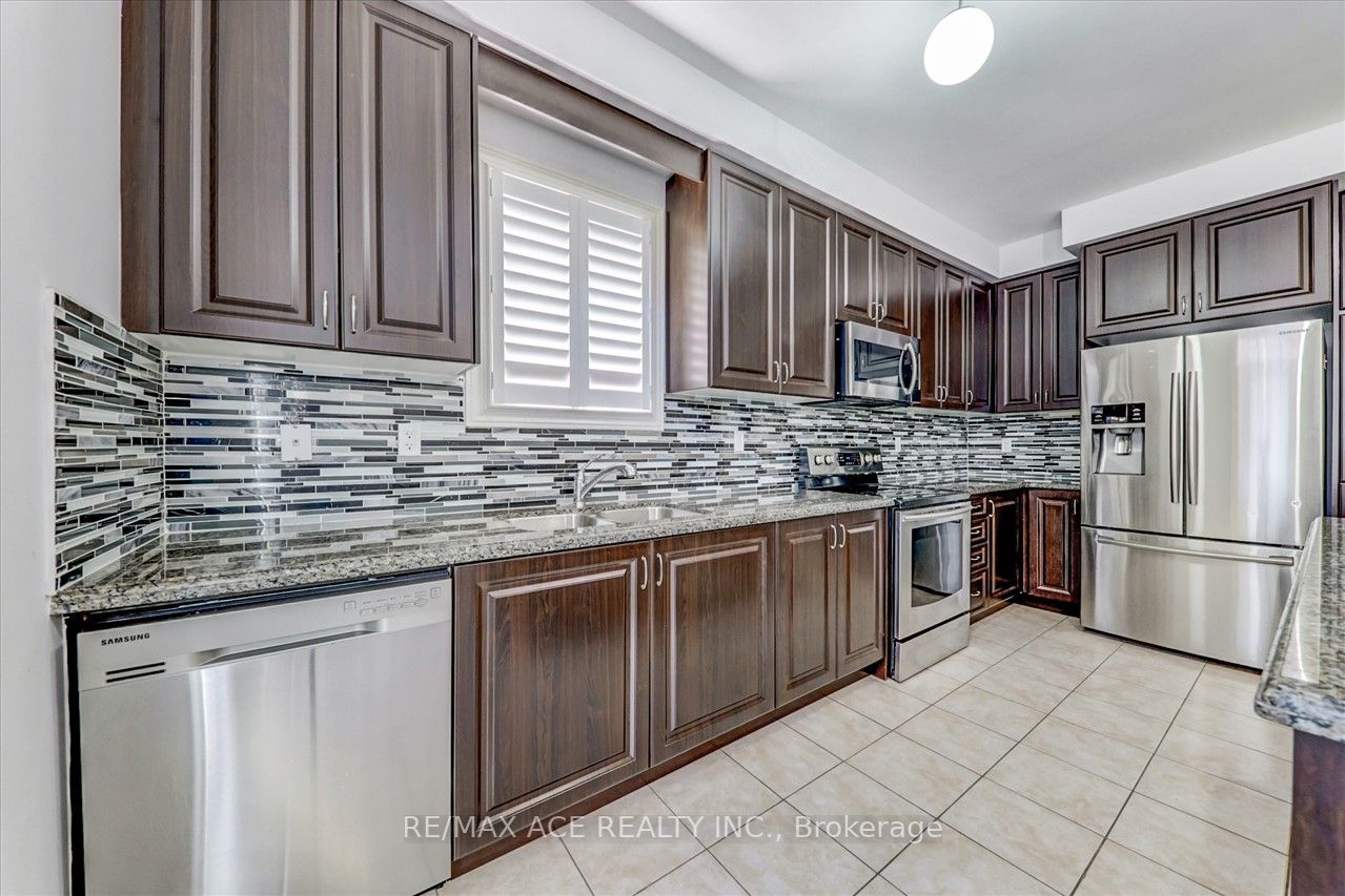 39 Deer Ridge Tr