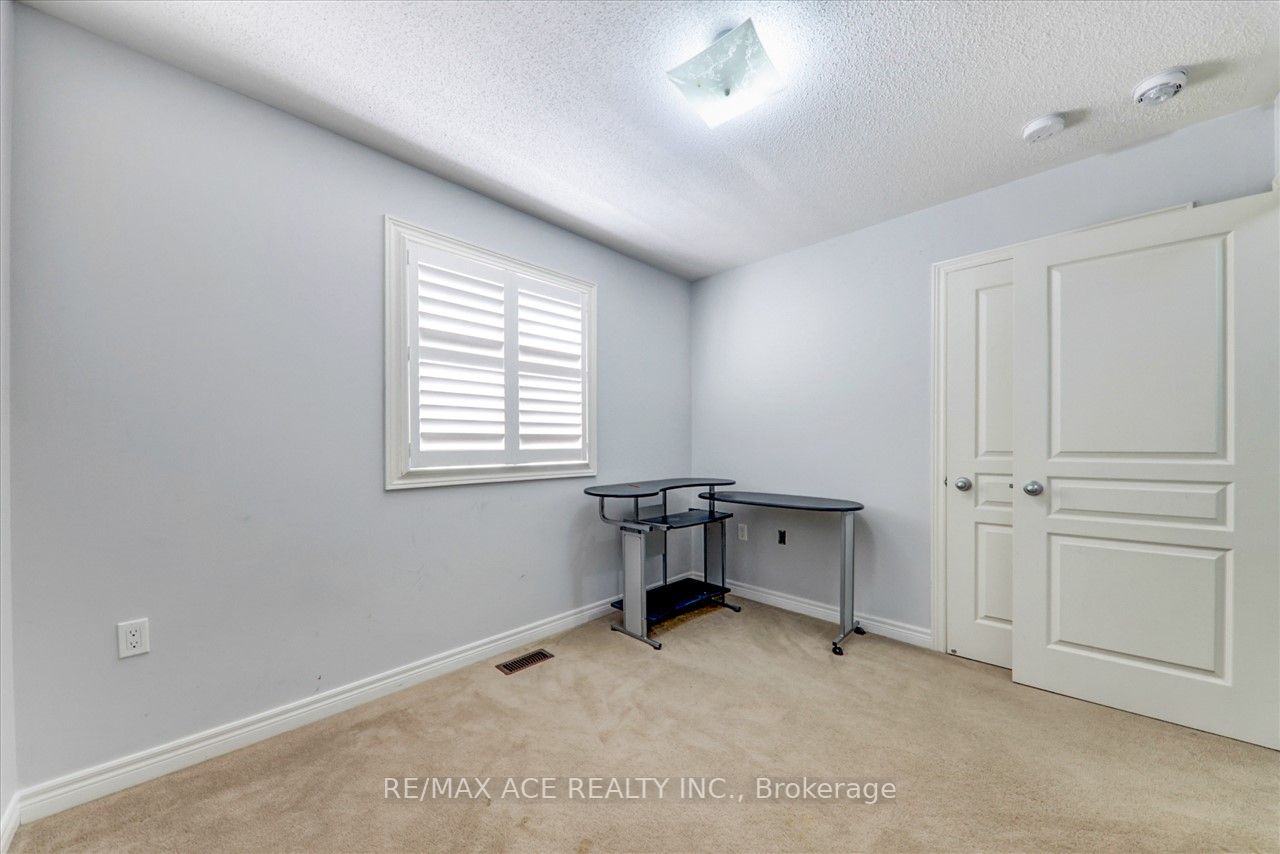 39 Deer Ridge Tr