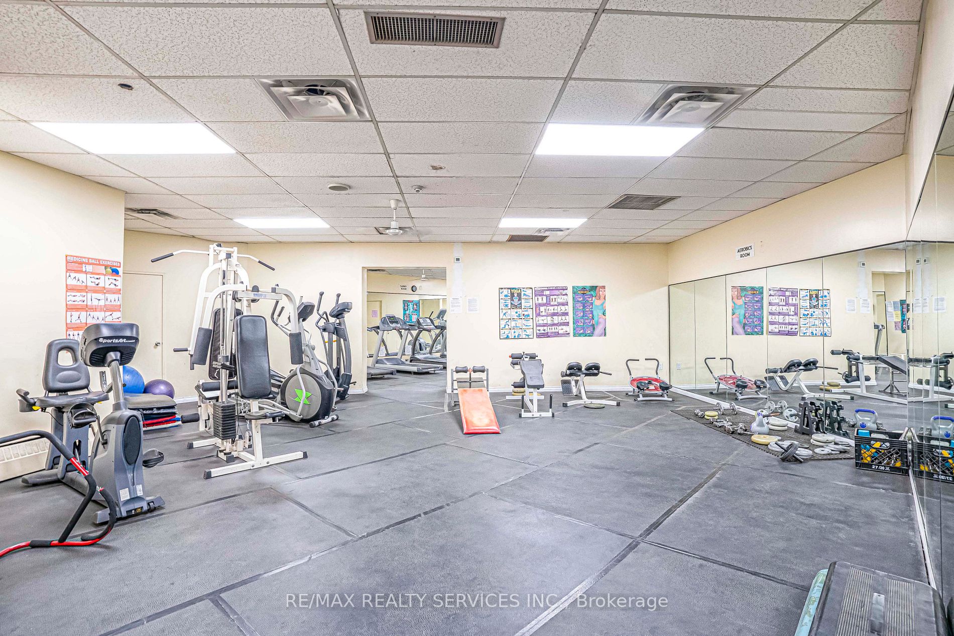 380 Dixon Rd, #2703