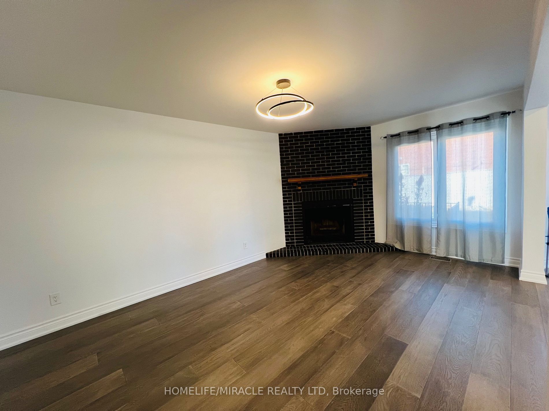 5151 Nishga Crt W