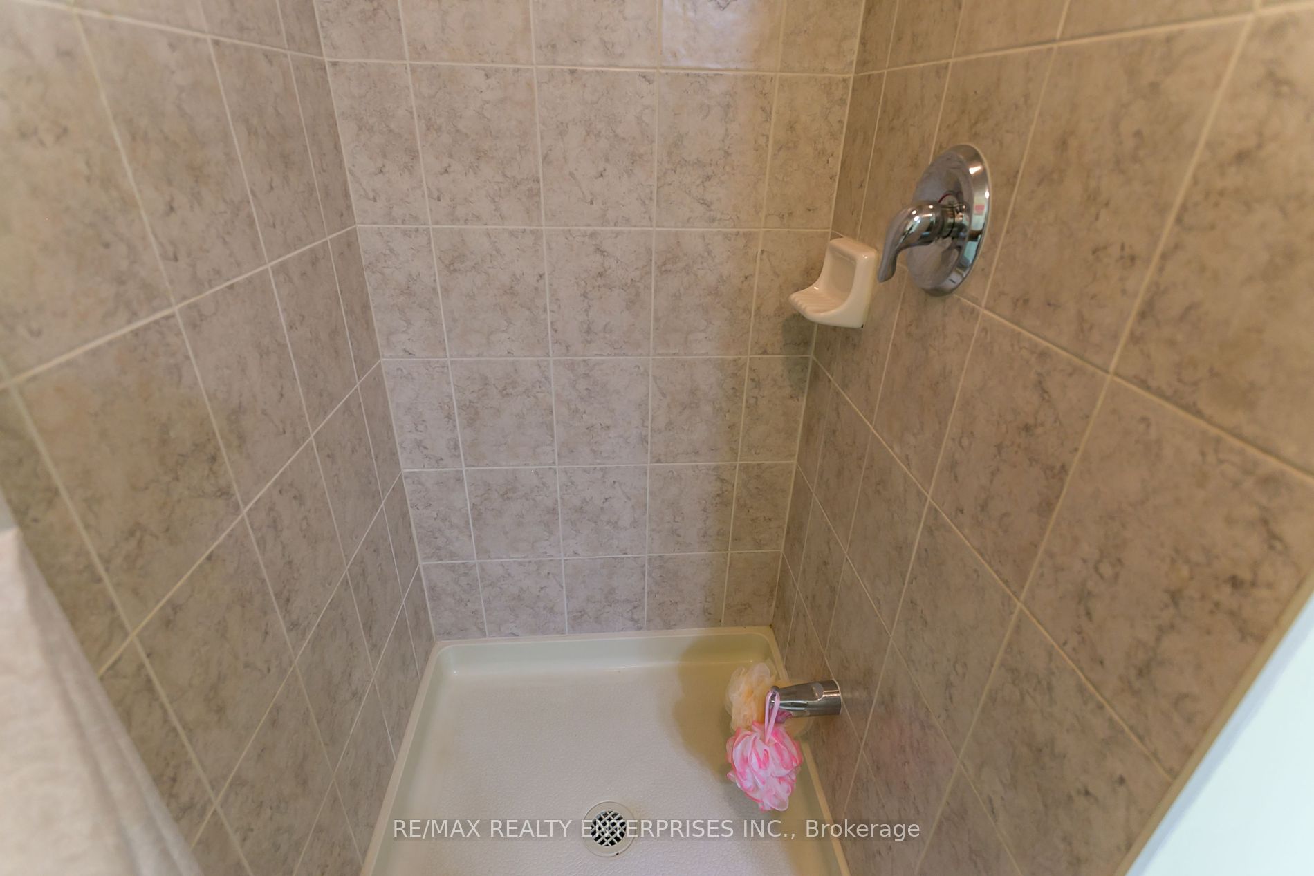 3250 Bentley Dr, #13