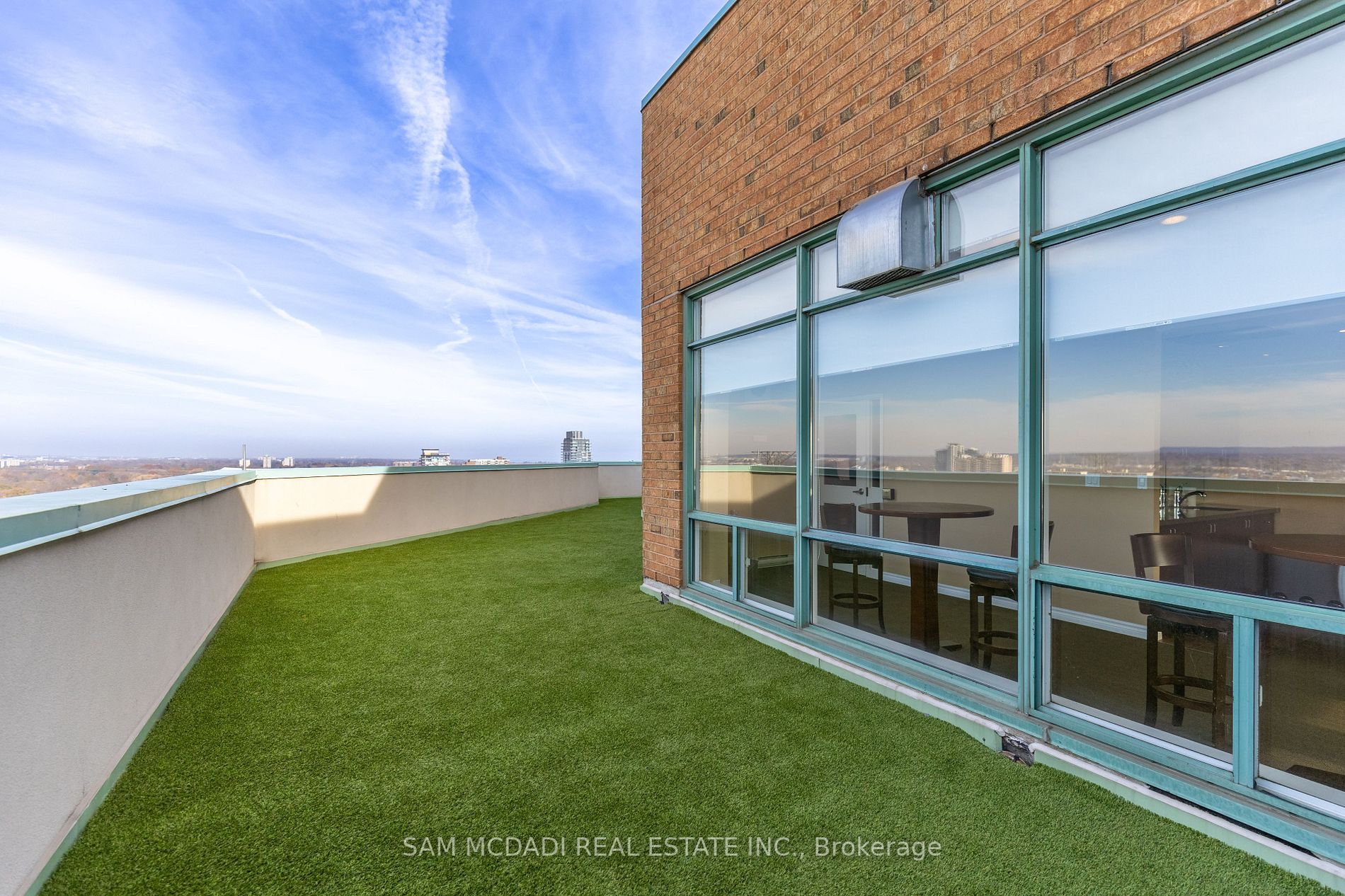 1276 Maple Crossing Blvd, #607