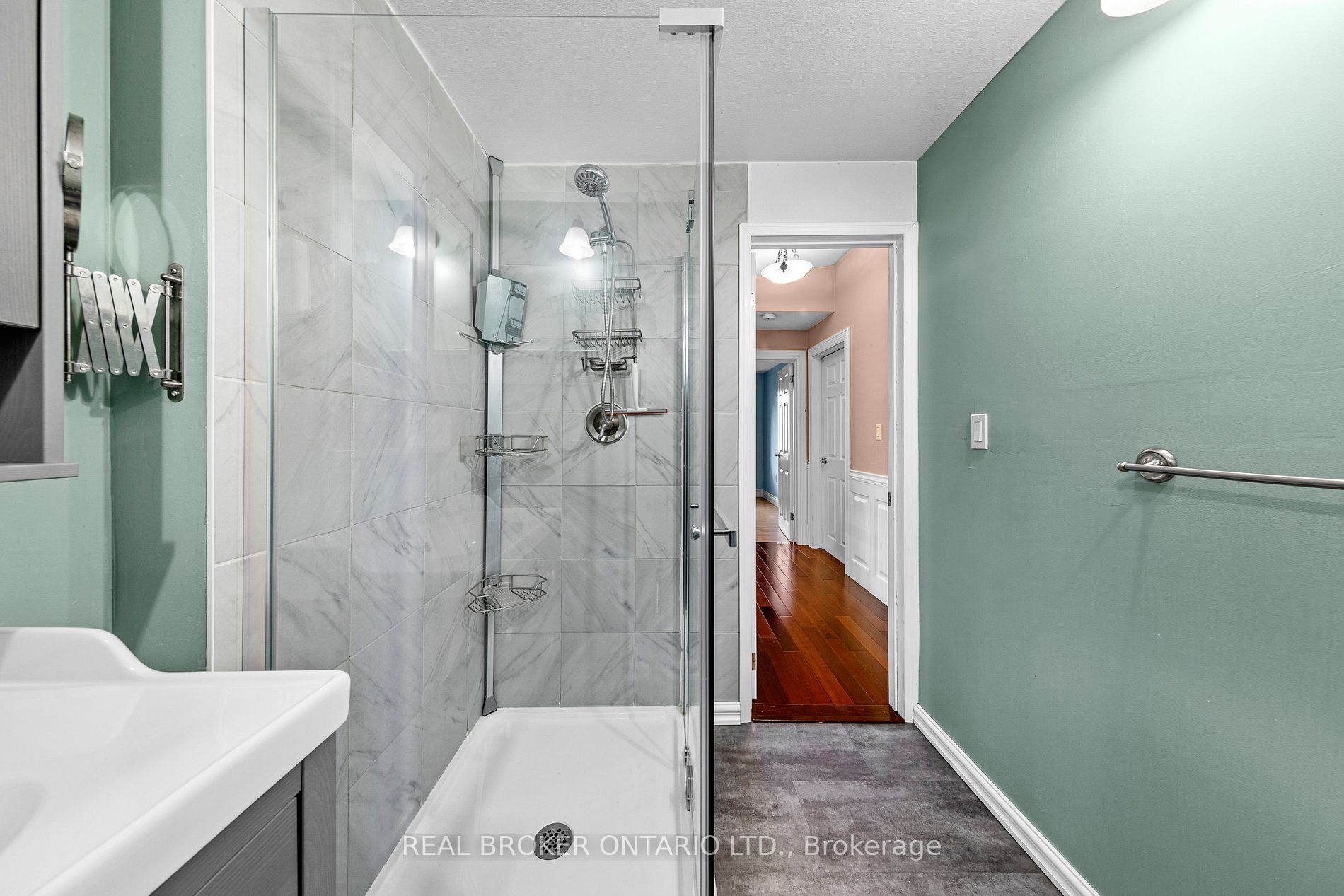 22 Alston Crt