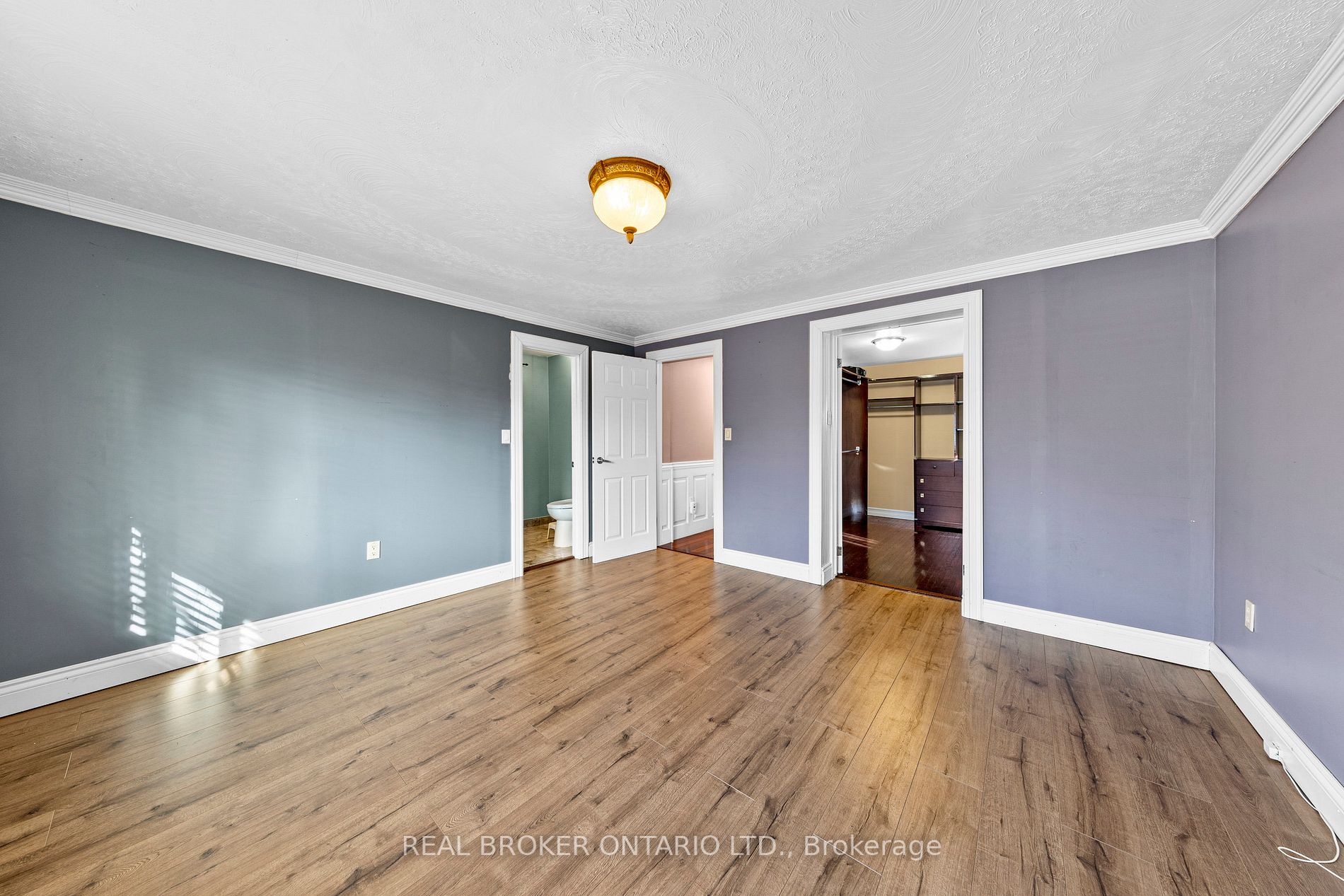 22 Alston Crt