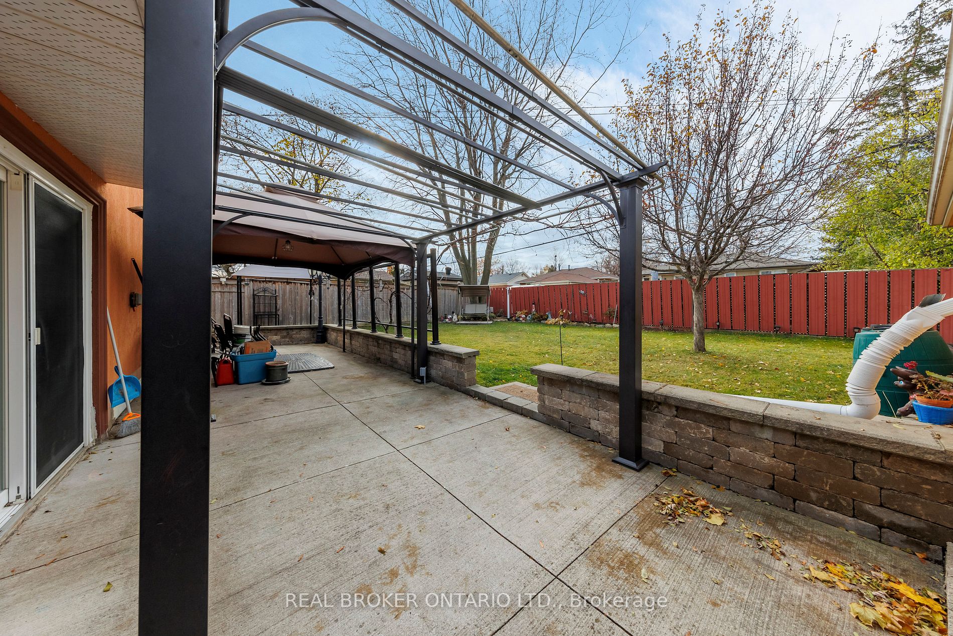 22 Alston Crt