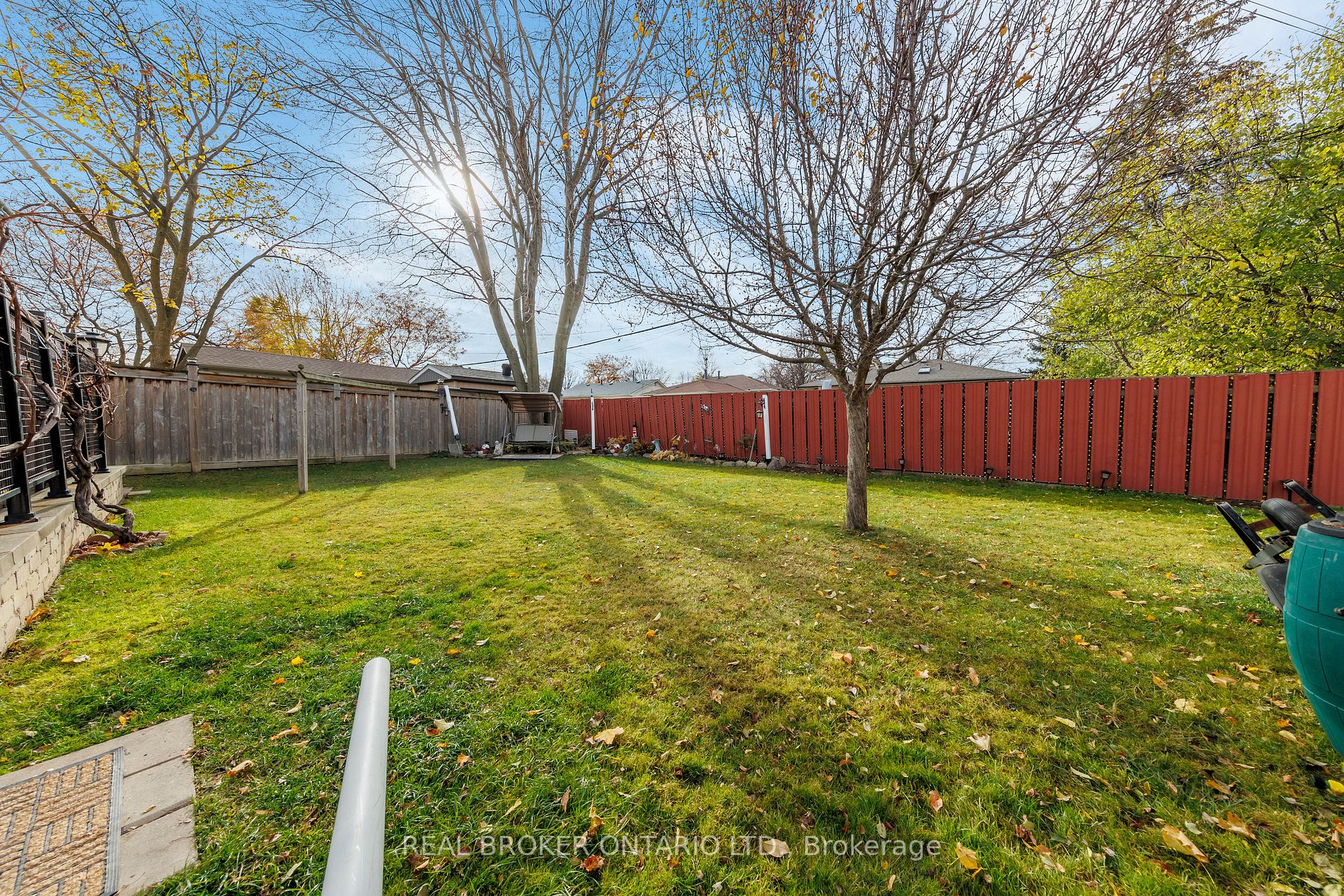 22 Alston Crt