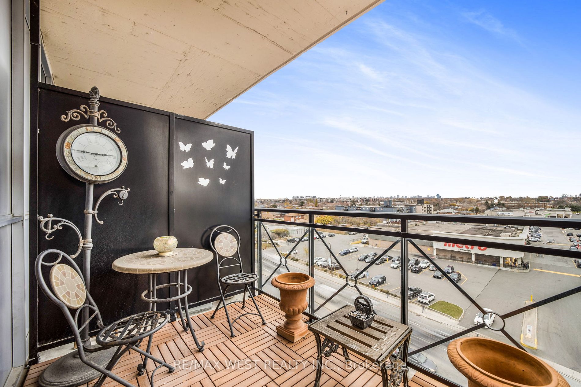 2772 Keele St, #804