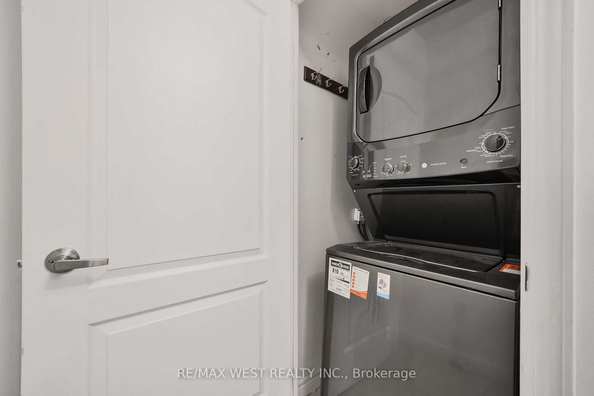 2772 Keele St, #804