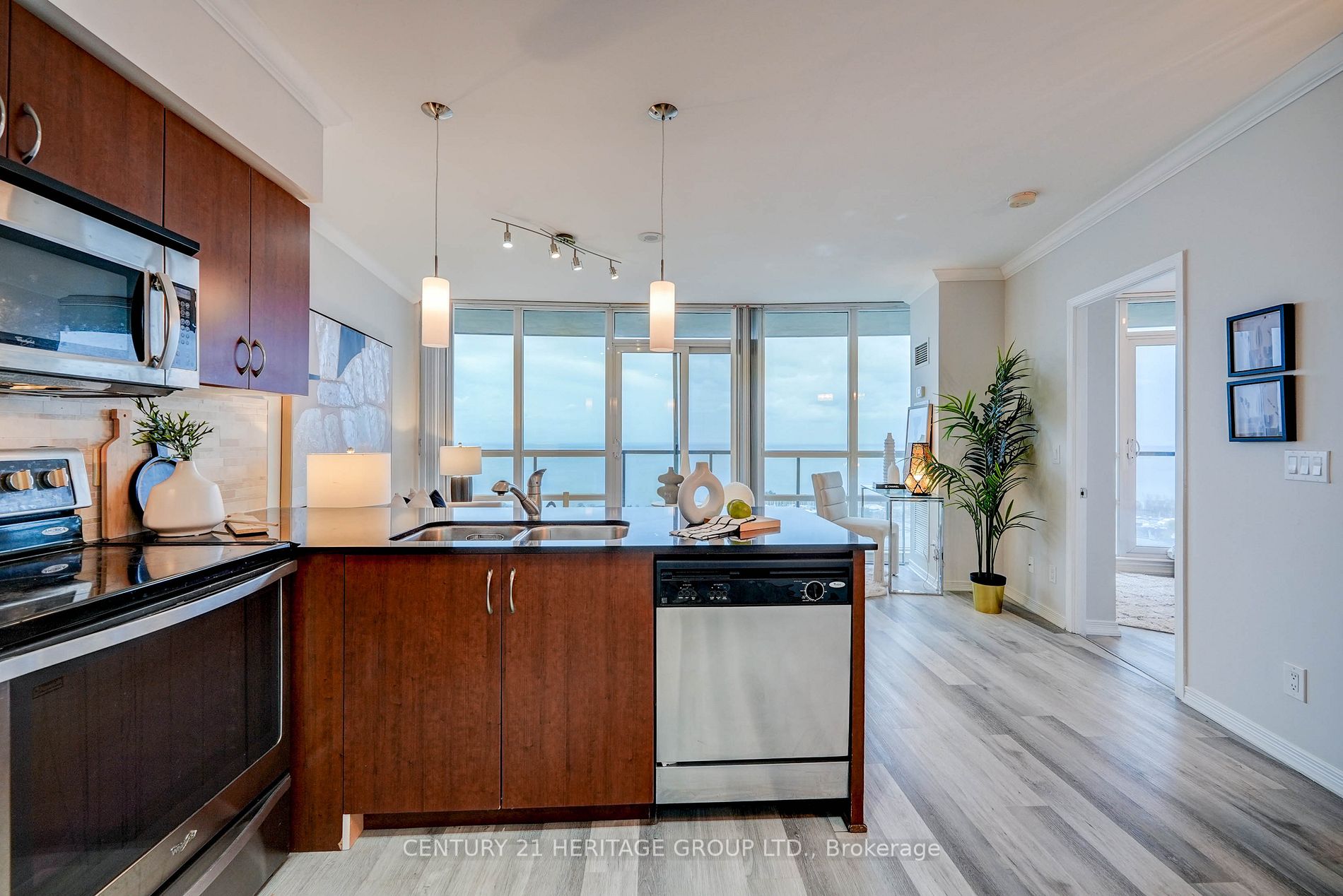 2240 Lakeshore Blvd W, #3108