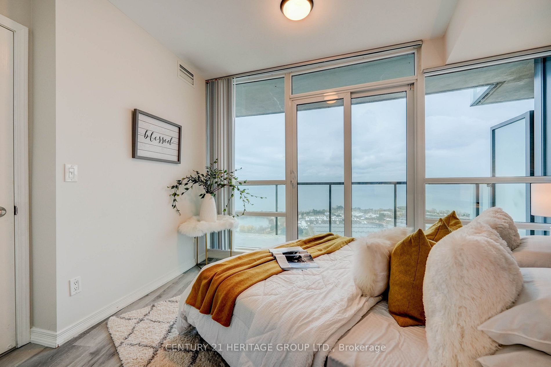2240 Lakeshore Blvd W, #3108