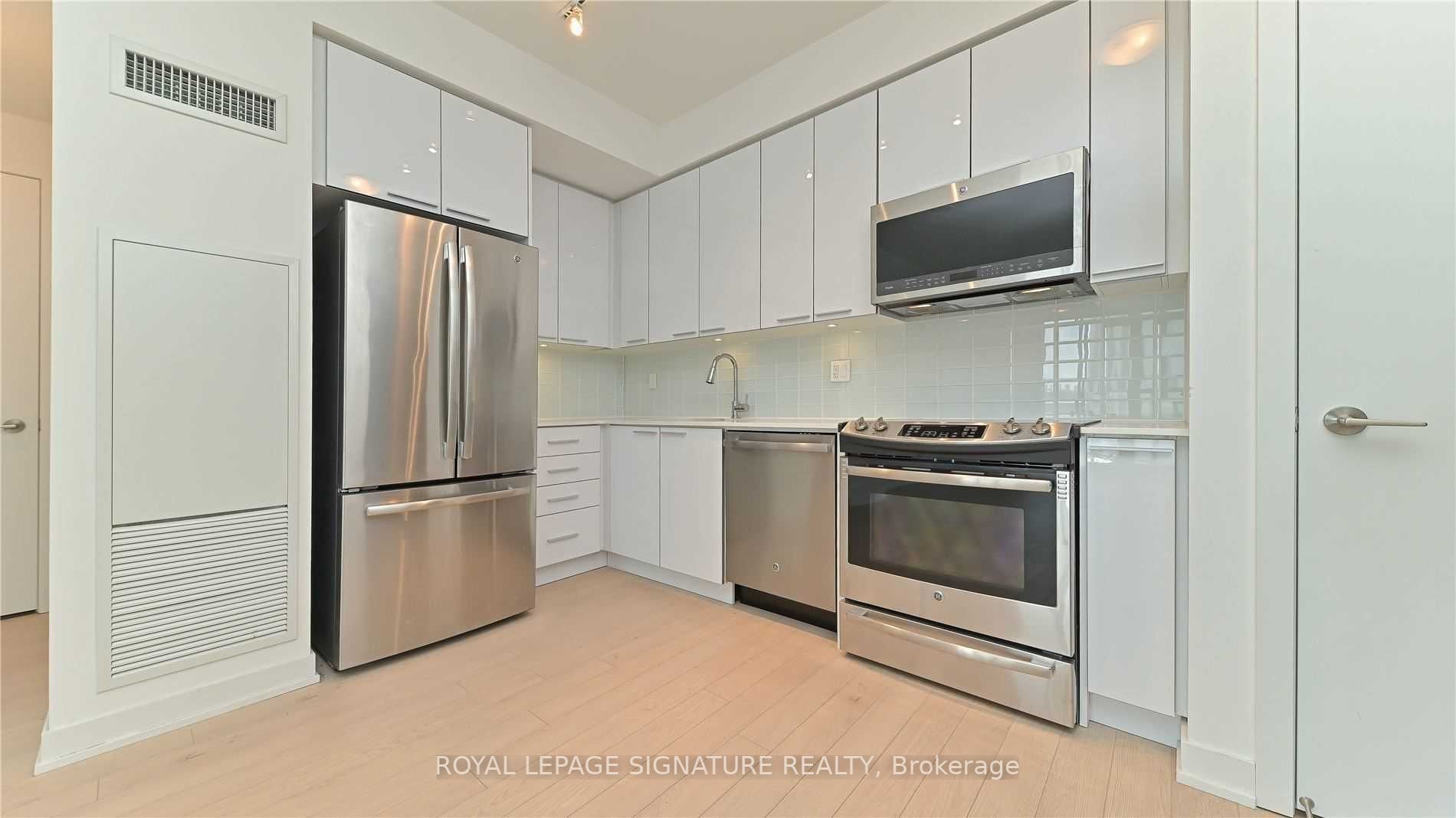 10 Parklawn Rd, #1005
