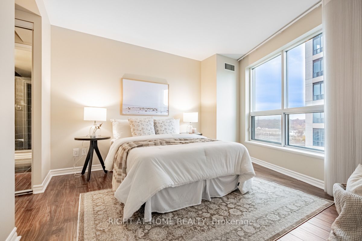 2111 Lake Shore Blvd W, #1102