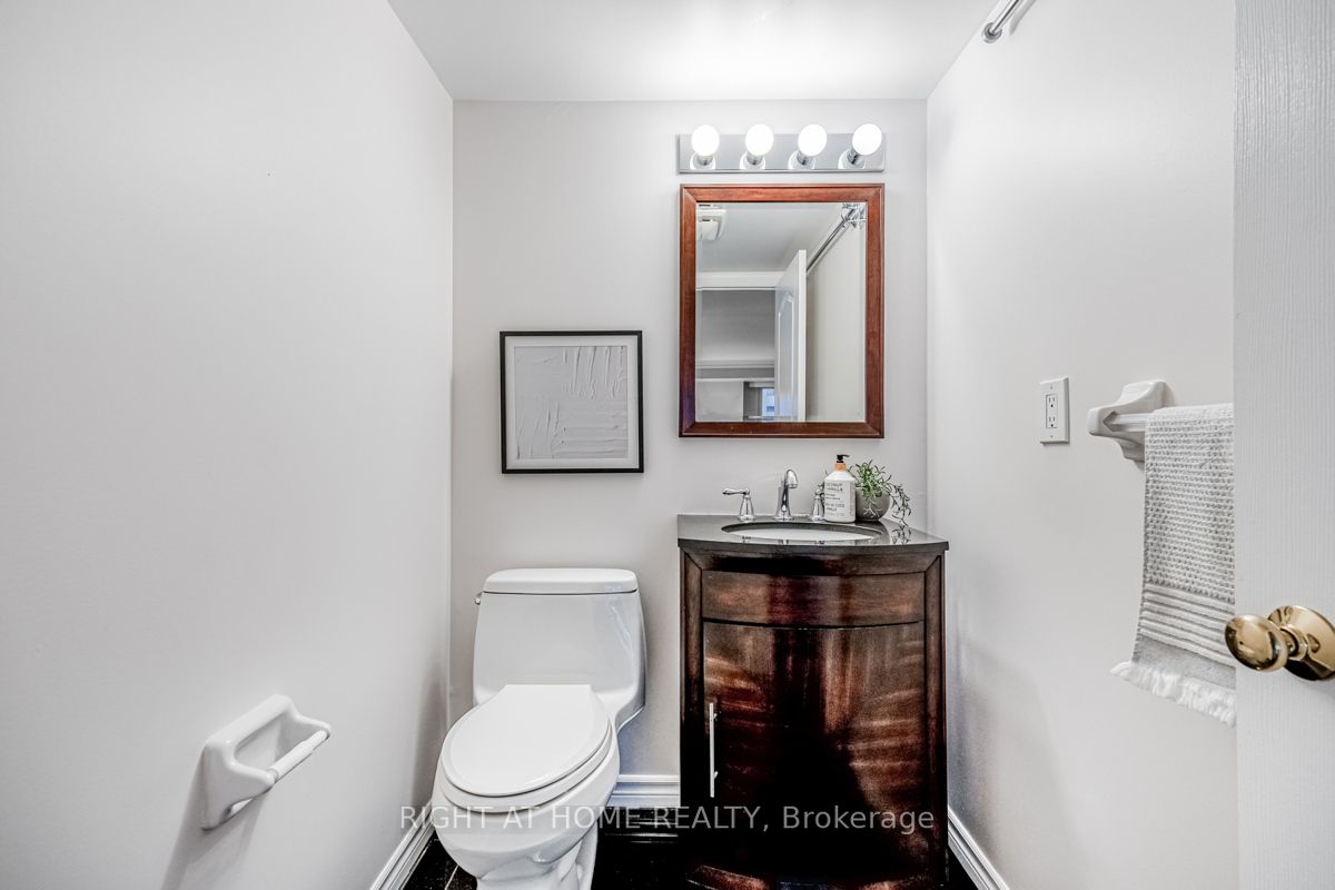 2111 Lake Shore Blvd W, #1102