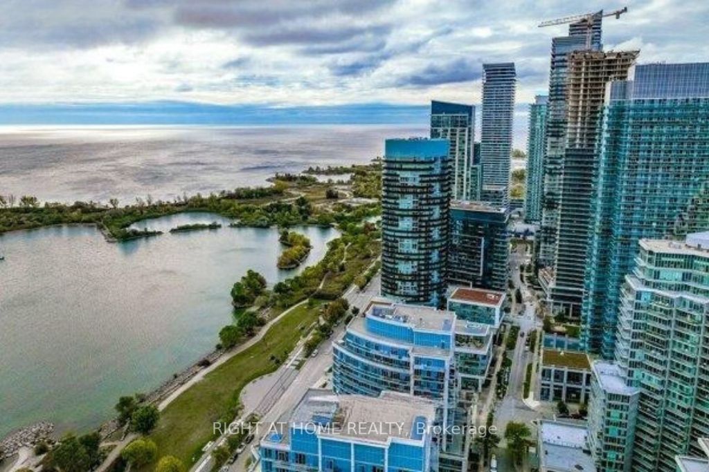 2111 Lake Shore Blvd W, #1102