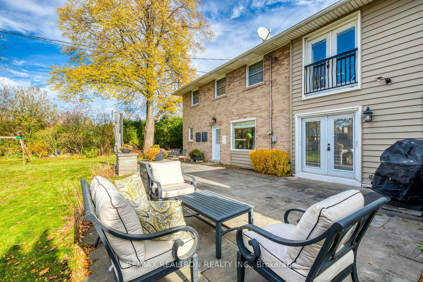 7 Kenning Pl