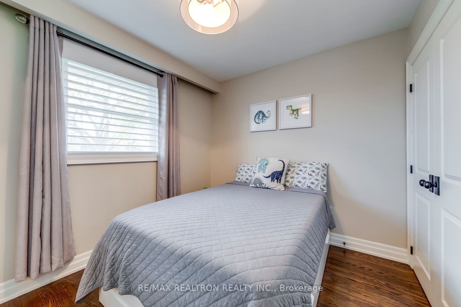 7 Kenning Pl
