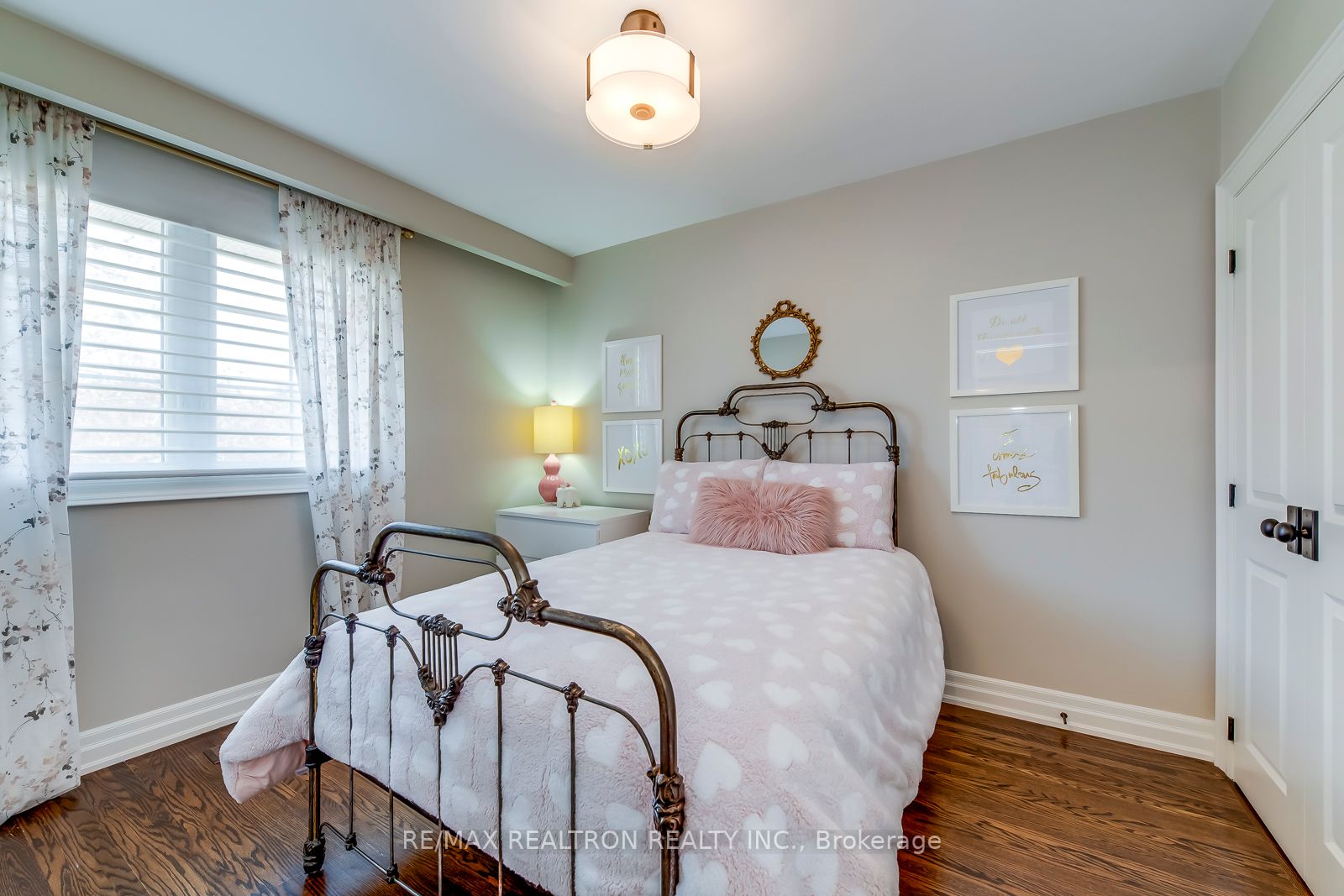 7 Kenning Pl