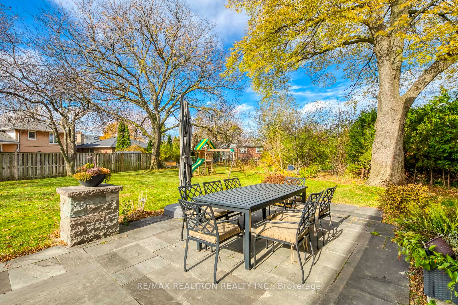 7 Kenning Pl