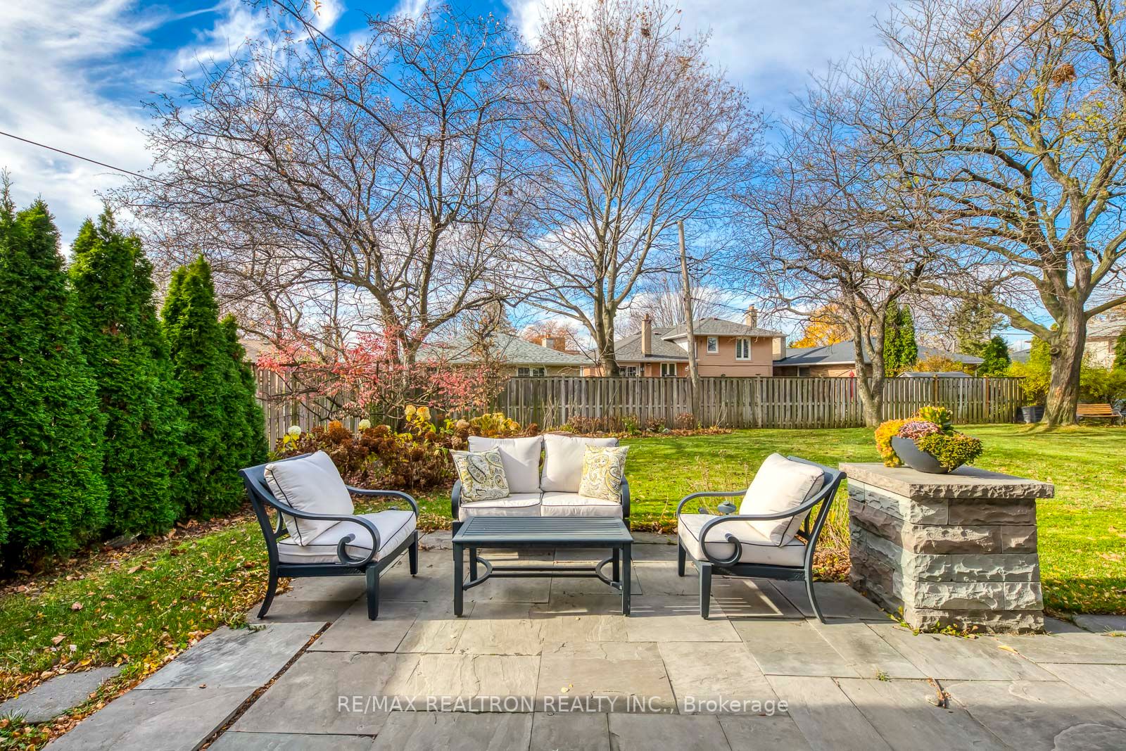 7 Kenning Pl