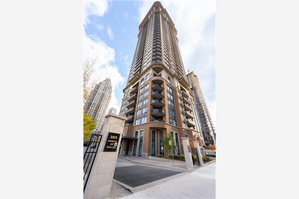 385 Prince Of Wales Dr, Mississauga